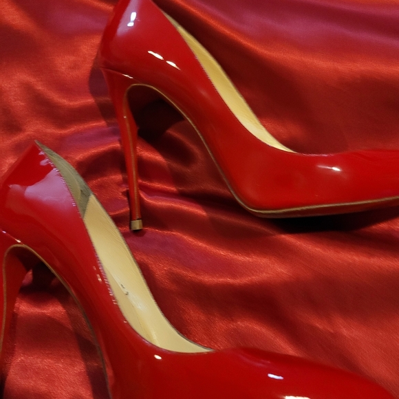 Stilettos - Picture 4 of 10